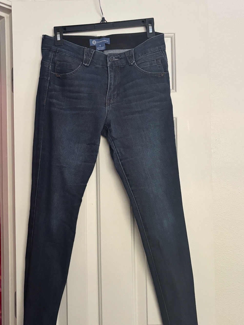 Democracy Dark Wash Skinny Ladies Jeans
